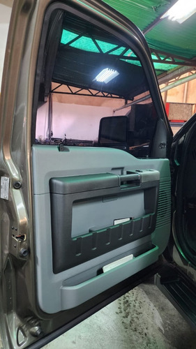 Imagen 7 de 13 de Ford F-250 Super Duty
