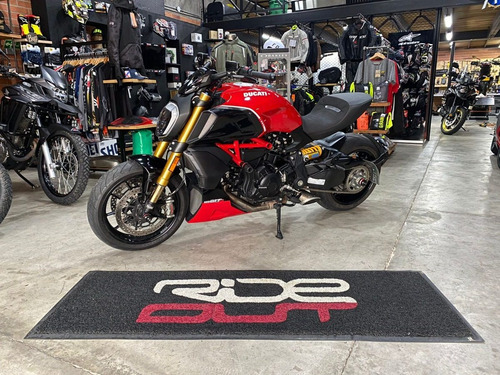 Imagen 2 de 10 de Ducati Diavel 1260s 2021