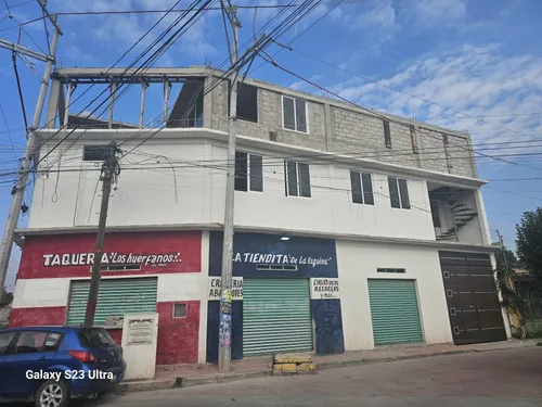 Casa Con Locales Uso De Suelo Mixto