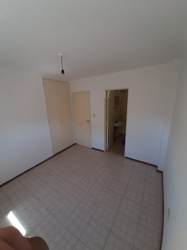 Imagen 5 de 12 de Zona Centro - Departamento En Piso Alto - 1 Dormitorio - Con Escritura - Córdoba Capital