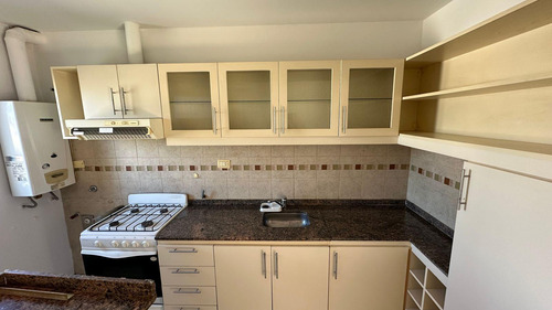 Alquiler| Departamento 2 Dorm. En Barrio Cofico