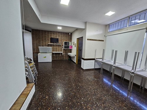 Dueño Apto 2 Dorm La Blanqueada Piso Alto Muy Bien Ubicado