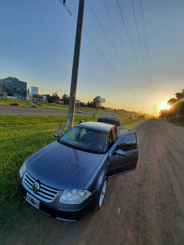 Volkswagen Bora 1.8 Highline T Tiptronic Cuero 2008