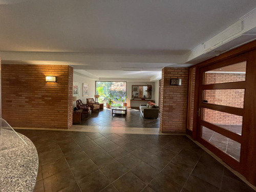Hermoso Depto 3dorm 2ba Est Y Bod Buen Sector Providencia