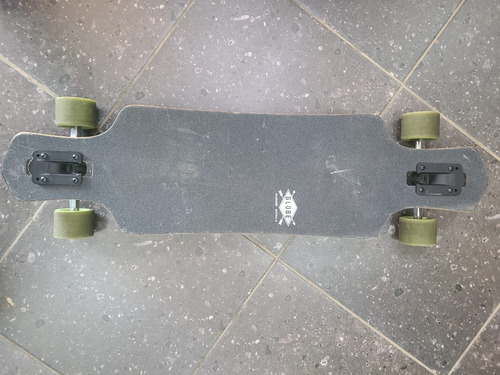 Longboard Globe Con Ruedas Globe - Estilo Y Calidad 9 X 35 Negro (Usado)