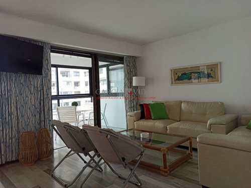 Imagen 3 de 13 de Venta De Apartamento 3 Dormitorios Playa Brava Vista Al Mar!
