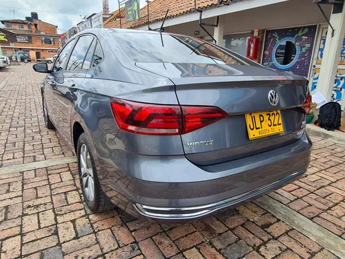 Volkswagen Virtus Highline 1.6cc TP AA 4X2