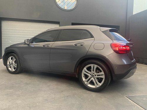 Imagen 20 de 23 de Mercedes-benz Gla 2018 1.6 Gla200 Urban 156cv Impecable!