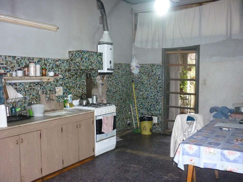 Imagen 2 de 7 de Chalet En Venta En Ituzaingo Norte
