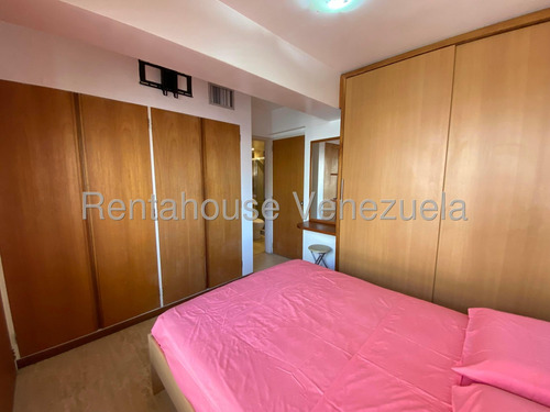 Alquiler De Departamento En El Rosal #25-16925