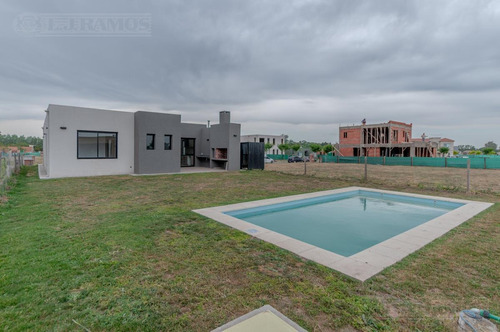 Imagen 21 de 27 de Lj Ramos | Casa A Estrenar C/ Pileta En Venta | San Pablo, Km 50 Pilar