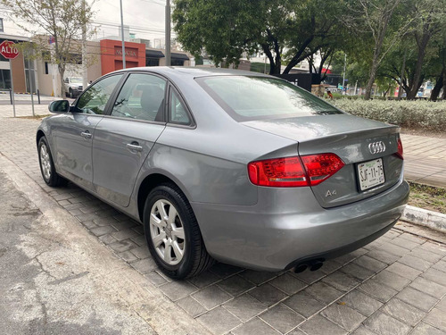 Imagen 3 de 15 de Audi A4 2011 1.8 Luxury At