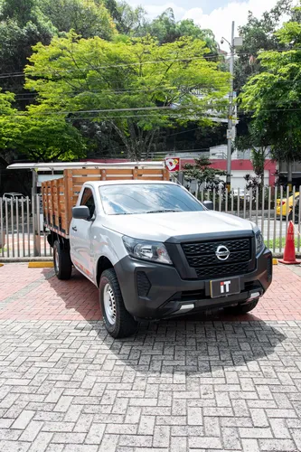 Nissan Frontier Estacas 2.5 Mt 4x2
