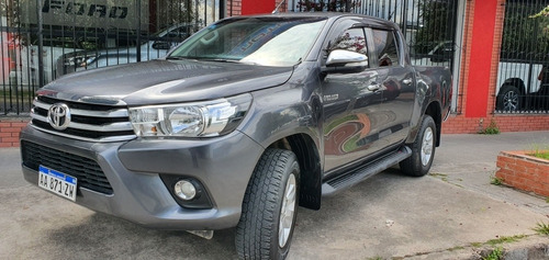 Toyota Hilux 2.8 Cd Srv Pack 177cv 4x2 2017