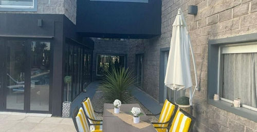 Imagen 5 de 17 de Exquisita Casa 6 Ambientes En Barrio Boutique De Ezeiza