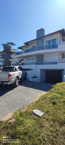 Imagen 3 de 23 de Alquilo Anual Hermoso Apartamento Amoblado Parada 35 Mansa Primera Linea 3 Dormitorios 3 Baños 2 Cocheras