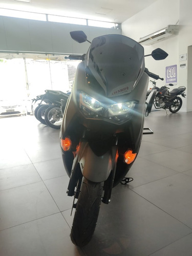Imagem 9 de 13 de Yamaha Nmax 160 Abs