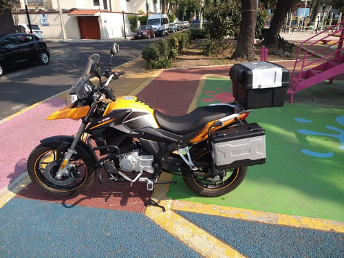 Italika Adventure V200 Casi Nueva