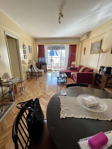 Marcelo T De Alvear 2400 - Venta 4 Ambientes Con Dependencia En Recoleta