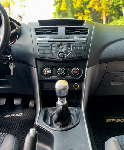 Mazda BT50 SDX DOB. CAB. 4x2 6MT