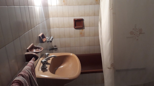 Imagen 4 de 7 de Departamento Tipo Casa En Alquiler En Lanus Oeste