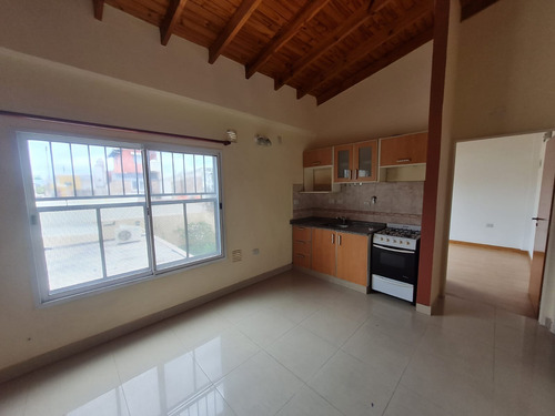 Alquiler Ciudad Madero 2 Amb Con Patio Bajas Expensas