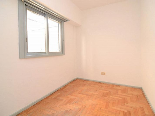 Imagen 13 de 18 de Departamento De 3 Ambientes Con Patios Soleados Caballito