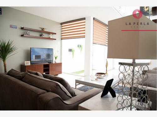 Casa Sola En Venta La Perla Norte
