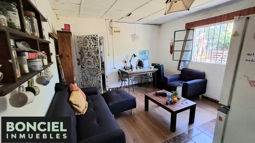 Buena Casa Y Apartamento Con Excelente Terreno