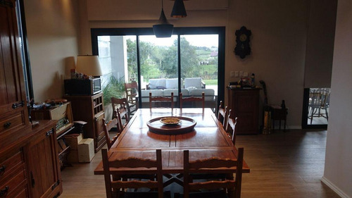 Venta Casa 3 Dormitorios 3 Baños Viñedos De La Tahona Piscina #406