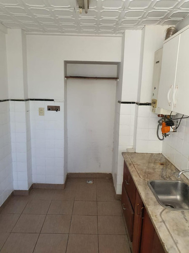 Floresta: Semipiso De 3 Ambientes Al Frente Venancio Flores Y Segurola