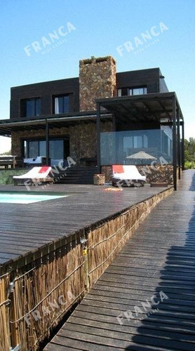 Casa Con Piscina En Santa Mónica, A Metros Del Mar. (ref: Fro-416)