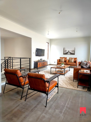 Casa En Condominio / Impecable / Jumbo, Boston College