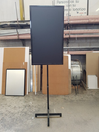 Imagen 2 de 4 de Pizarra Negra Doble Lado Con Pedestal De Altura Regulable