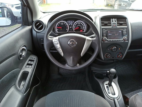 Nissan Versa Advance At
