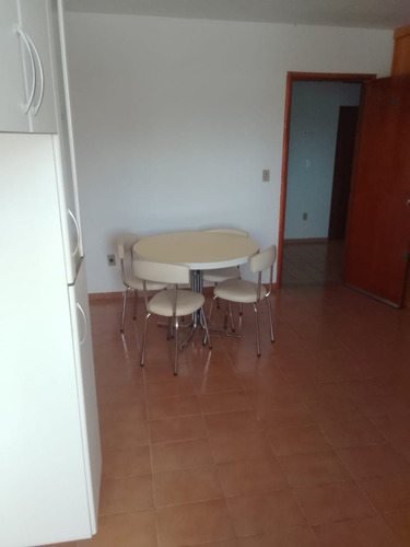 Ap 55mts - Próximo Aos Parques Aquáticos E Centro. **urgente**