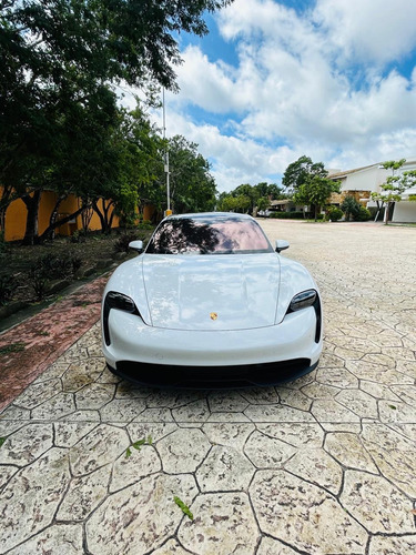 Porsche Taycan 2022 Está Nuevo Posible Cambio