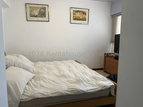 Se Vende Bello Apartamento En Las Esmeraldas Mls 24-22052