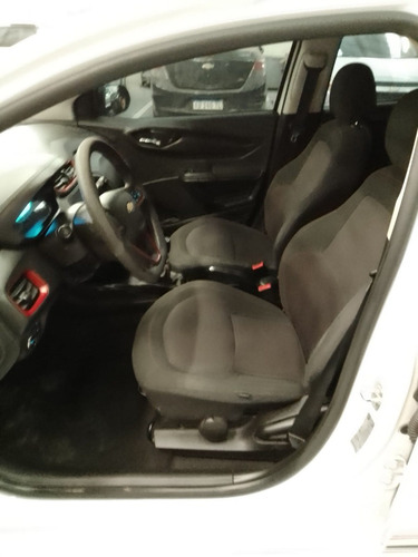 Imagen 14 de 15 de Chevrolet Onix 1.4 Effect 98cv Df