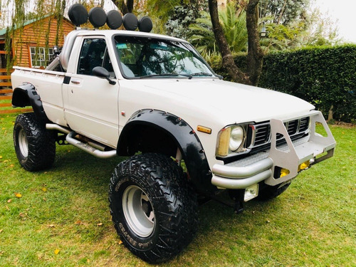 Toyota Hilux 1981 4x4 Motor Falcon Sprint Preparado
