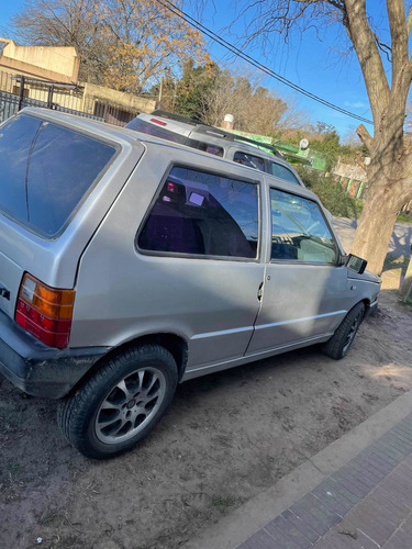 Imagen 3 de 7 de Fiat Uno 1999 1.4 S Premio 3 P
