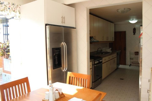 Imagen 8 de 21 de Casa En Venta Urb,prados Del Este Mls #22-15126 Sc