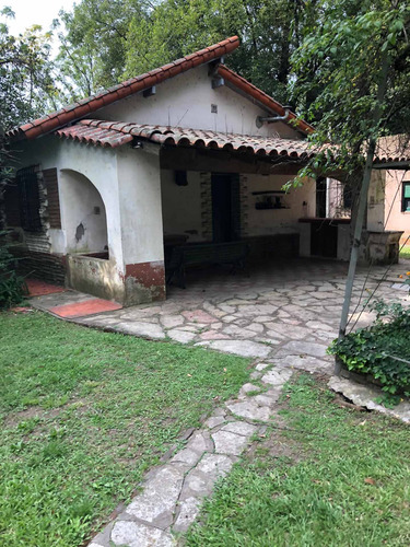 Casa Quinta En Barrio Santa Brígida Lote 1380 Mts Piscina