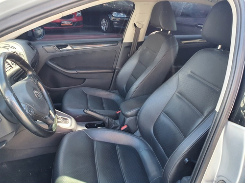 Imagem 9 de 11 de Volkswagen Jetta 2014 2.0 Comfortline Flex 4p Automática