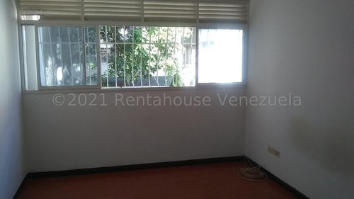 Imagen 20 de 29 de Casa Con Anexo En Los Chorros, Conjunto Cerrado, Caracas, Codigo: Mvg 21-23644