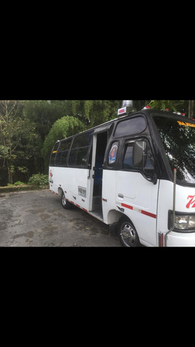 Buseta Escolar