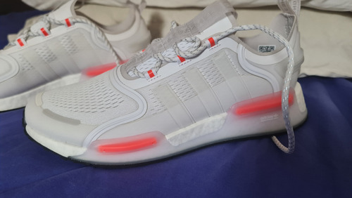 Zapatillas Adidas Nmd V3 Bizarrap Hombre Estándar (Usado)