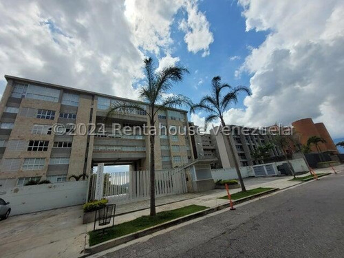 Hermoso Apartamento En Venta En El Solar Del Hatillo 24-24695