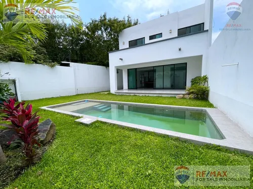 Venta De Casa Sola, Fracc. Las Fincas, Jiutepec, Morelosclave 4253