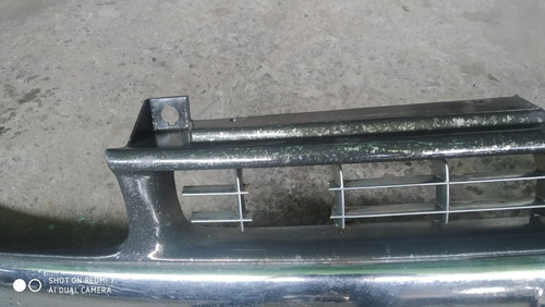 Parrilla Cromada Silverado Con Detalles 2000/2003 (Usado)